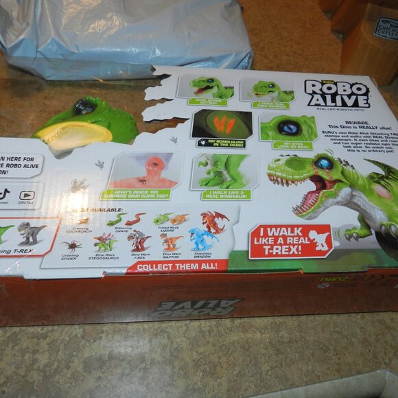 Zuru Robo Alive Real Life Robotic Pet Walking T-Rex Dinosaur BNWT🆕⌚📦🏃💨🚚 - Picture 8 of 16